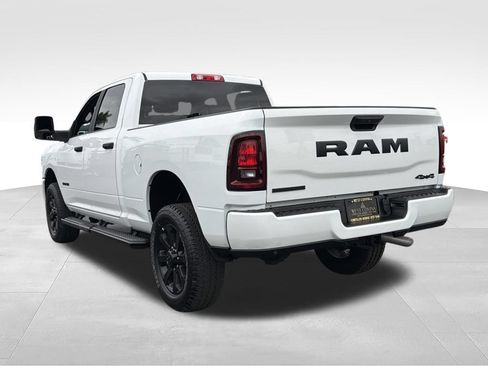 Used 2025 RAM 2500 Big Horn AWD/4WD image 8