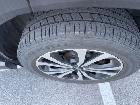 Used 2021 Subaru Forester Limited w/ Popular Package #3 image 5