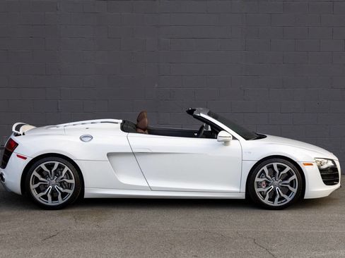 Used 2012 Audi R8 V10 image 8