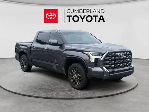 Used 2022 Toyota Tundra Platinum w/ Advanced Package AWD/4WD image 7