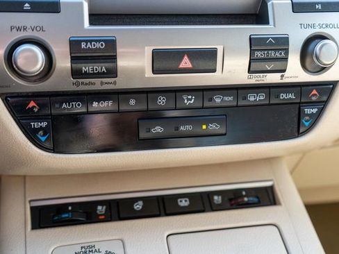 Used 2014 Lexus ES 350 w/ Luxury Package FWD image 37