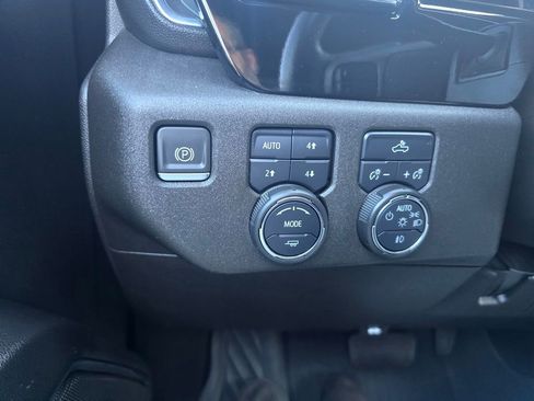 Used 2023 Chevrolet Silverado 1500 RST image 19