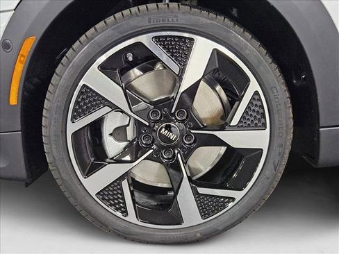 New 2026 MINI Cooper 4-Door Hardtop image 16
