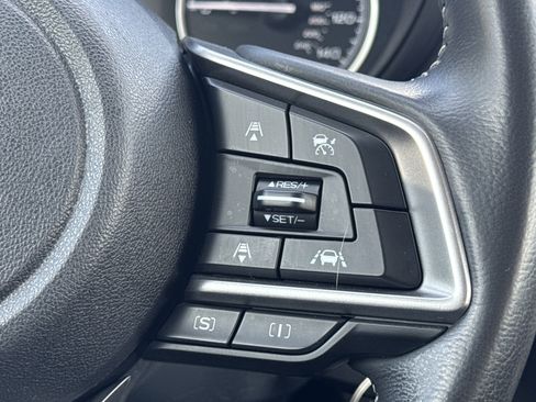 Used 2019 Subaru Forester Premium w/ All-Weather Package AWD/4WD image 8