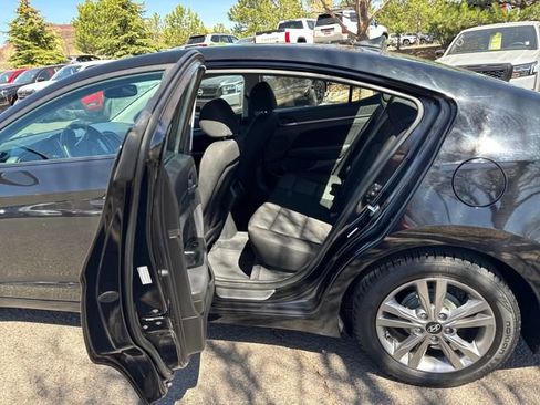 Used 2017 Hyundai Elantra Value Edition image 15