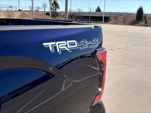 New 2026 Toyota Tundra Limited AWD/4WD image 16