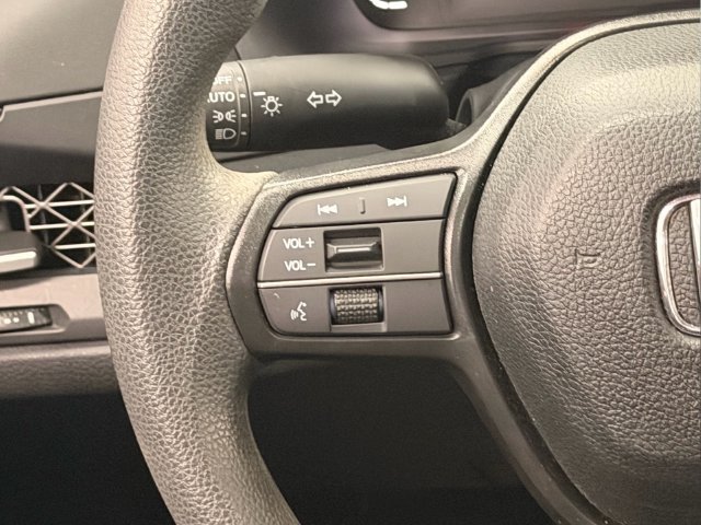 Certified 2025 Honda Accord SE image 32