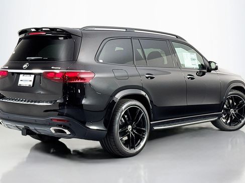 New 2026 Mercedes-Benz GLS 580 4MATIC image 12