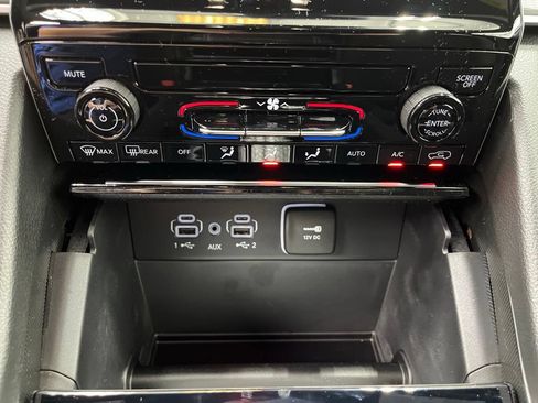New 2026 Jeep Grand Cherokee L Laredo RWD image 15