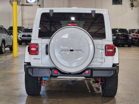 Used 2021 Jeep Wrangler Unlimited Rubicon 4xe w/ Cold Weather Group AWD/4WD image 7