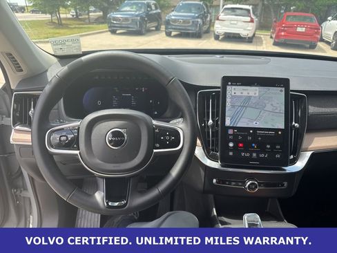 Certified 2025 Volvo XC90 B6 Plus image 19