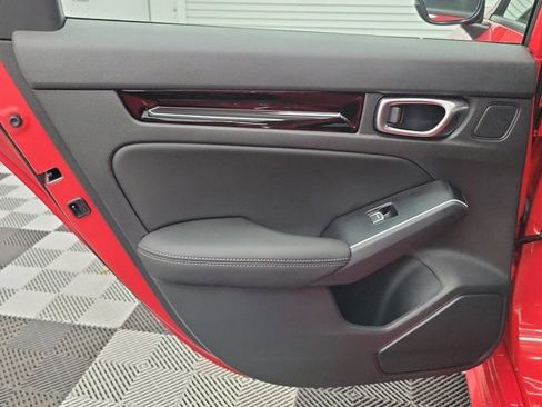 Certified 2025 Honda Civic Sport Touring image 18
