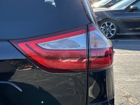 Used 2015 Toyota Sienna Limited image 9