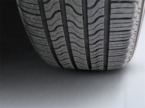 Used 2011 Subaru Outback 2.5i Premium image 12