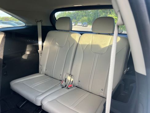 Used 2025 Kia Sorento S FWD image 17