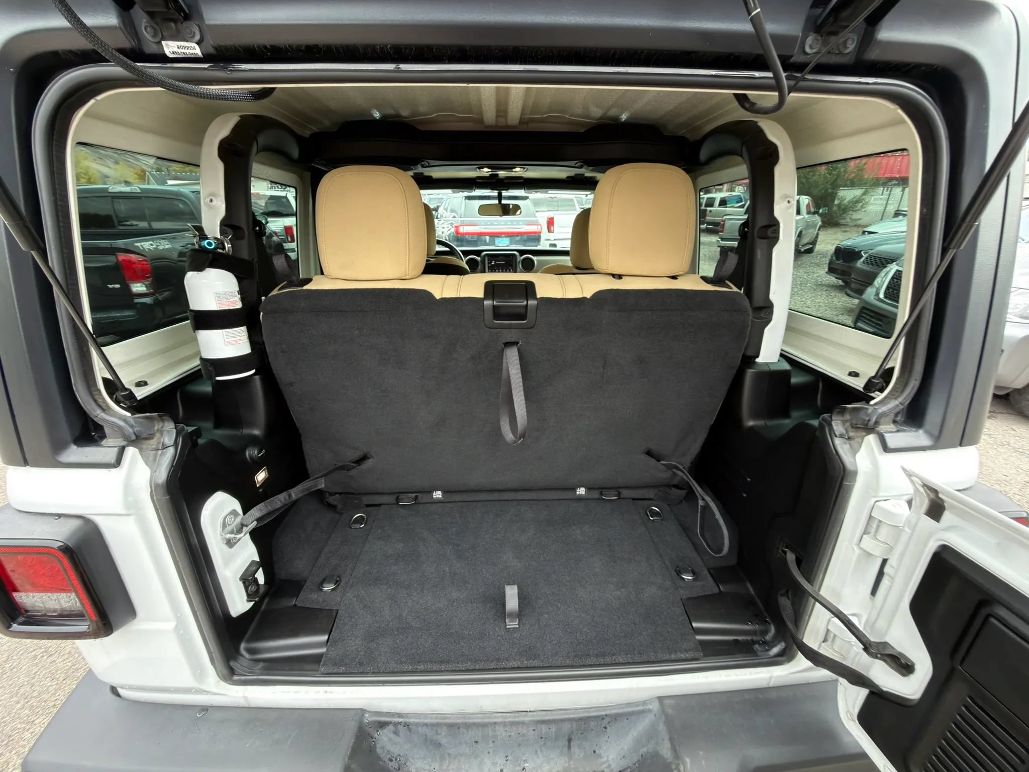 Used 2019 Jeep Wrangler Sport AWD/4WD image 15