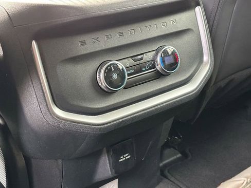 Certified 2025 Ford Expedition Max Active image 20