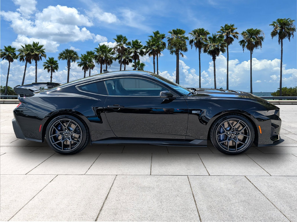 New 2026 Ford Mustang Dark Horse SC w/ Carbon Fiber Exterior Package RWD image 8