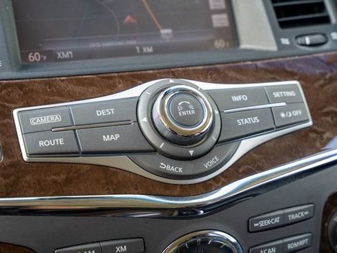 Used 2015 INFINITI QX80 4WD w/ Theater Package image 29