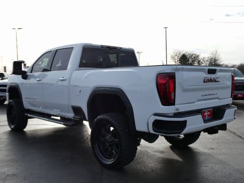 Used 2023 GMC Sierra 3500 Denali w/ Denali Ultimate Package AWD/4WD image 7