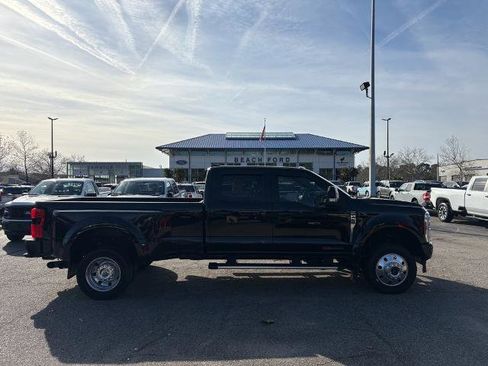 Certified 2024 Ford F450 Lariat w/ FX4 Off-Road Package image 4