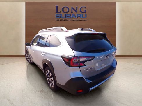 Certified 2025 Subaru Outback Touring XT AWD/4WD image 3