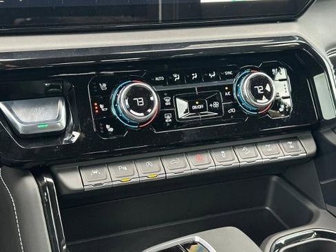 New 2026 GMC Sierra 1500 AT4X AWD/4WD image 23