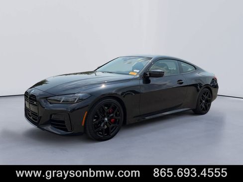 Used 2025 BMW M440i Coupe w/ Premium Package RWD image 7