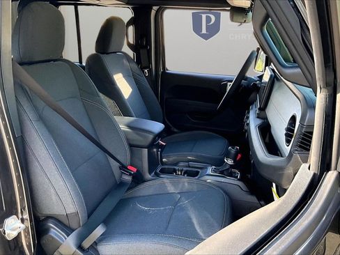 New 2026 Jeep Gladiator Sport image 22