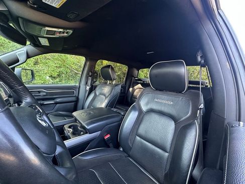 Used 2024 RAM 1500 Laramie image 16