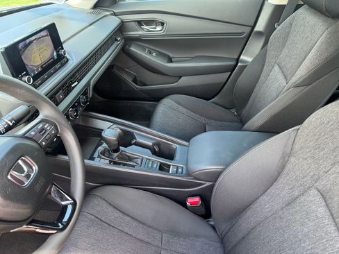 Certified 2025 Honda Accord SE image 15