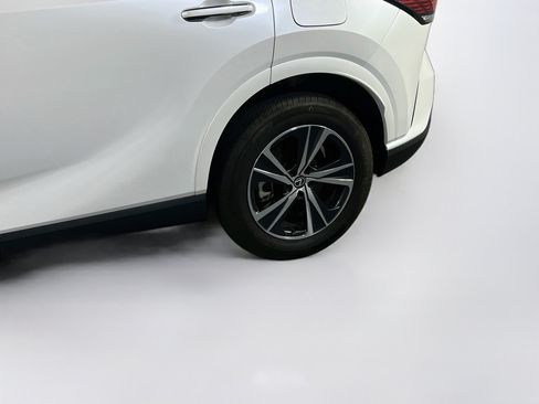 Used 2023 Lexus RX 350 Premium w/ Accessory Package AWD/4WD image 30