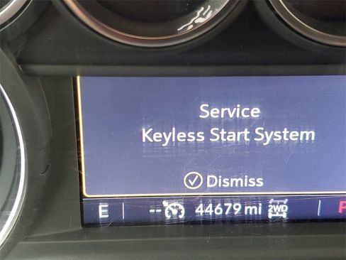 Used 2022 Chevrolet Silverado 3500 LT image 11