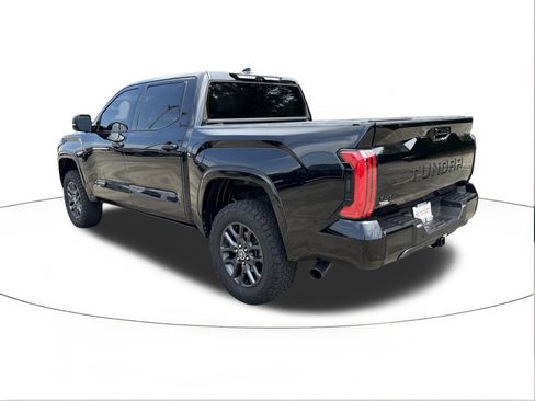 Used 2022 Toyota Tundra Platinum AWD/4WD image 5