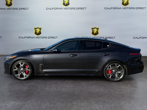 Used 2020 Kia Stinger GT1 image 2