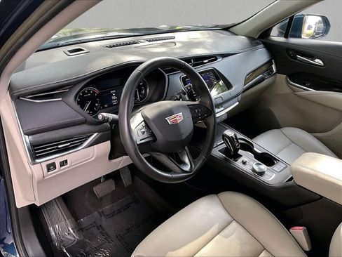 Used 2019 Cadillac XT4 Premium Luxury w/ Driver Awareness Package FWD image 14