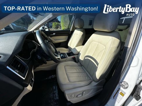 Used 2023 Audi Q5 2.0T Premium Plus w/ Premium Plus Package AWD/4WD image 13