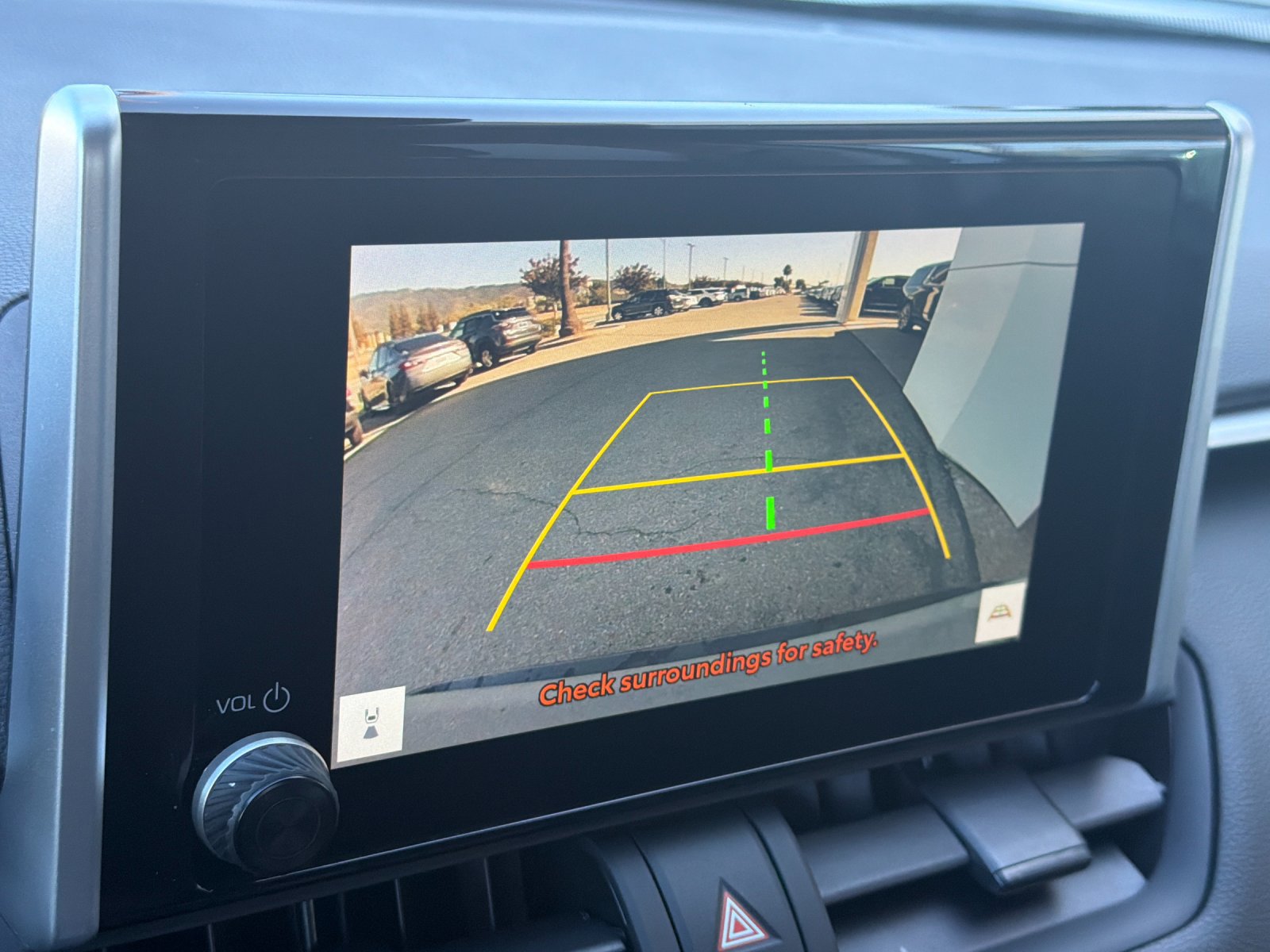 Used 2025 Toyota RAV4 XLE FWD image 21