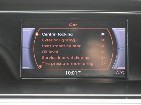 Used 2010 Audi A5 2.0T Premium image 16