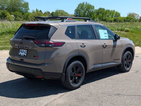 New 2026 Nissan Rogue SV AWD/4WD image 7