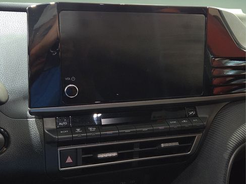 Certified 2025 Toyota Camry SE w/ Convenience Package FWD image 23