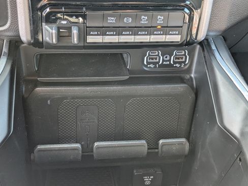 Used 2023 RAM 2500 Laramie AWD/4WD image 28