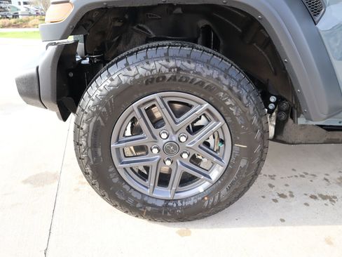 New 2026 Jeep Wrangler Sport AWD/4WD image 17