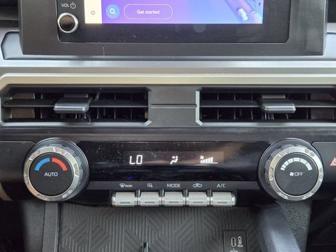 Used 2024 Toyota Tacoma TRD Off-Road AWD/4WD image 17