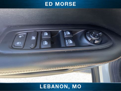 Used 2018 Jeep Compass Latitude w/ Popular Equipment Group FWD image 21