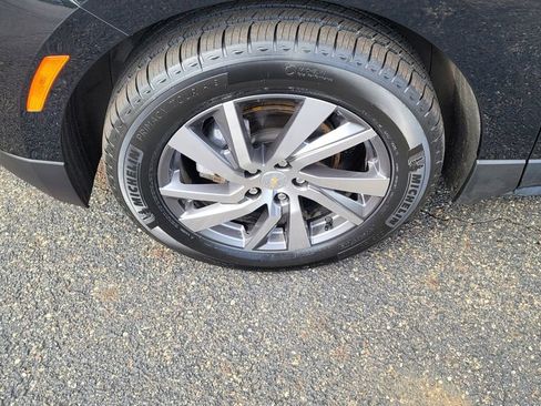 Used 2024 Chevrolet Equinox LT w/ LPO, Floor Liner Package image 6