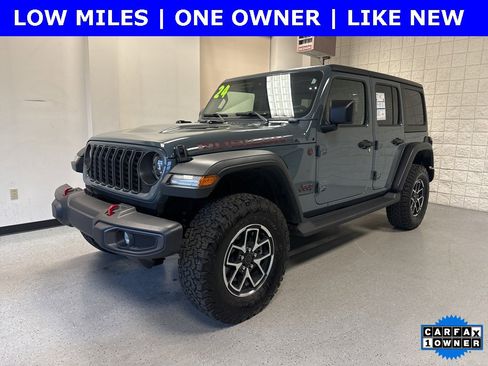 Used 2024 Jeep Wrangler Unlimited Rubicon w/ Convenience Group image 2