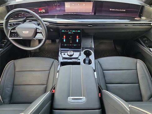 Used 2026 Cadillac Escalade Sport w/ Touring Package image 19
