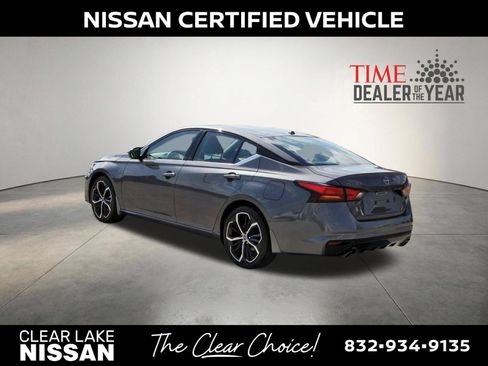 Certified 2025 Nissan Altima 2.5 SR w/ SR Premium Package FWD image 6