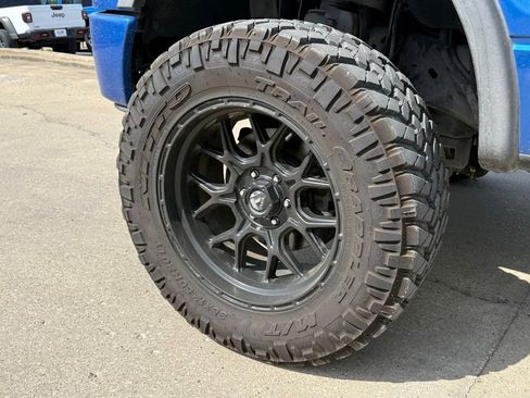 Used 2014 Ford F150 FX4 w/ Equipment Group 402A Luxury image 11